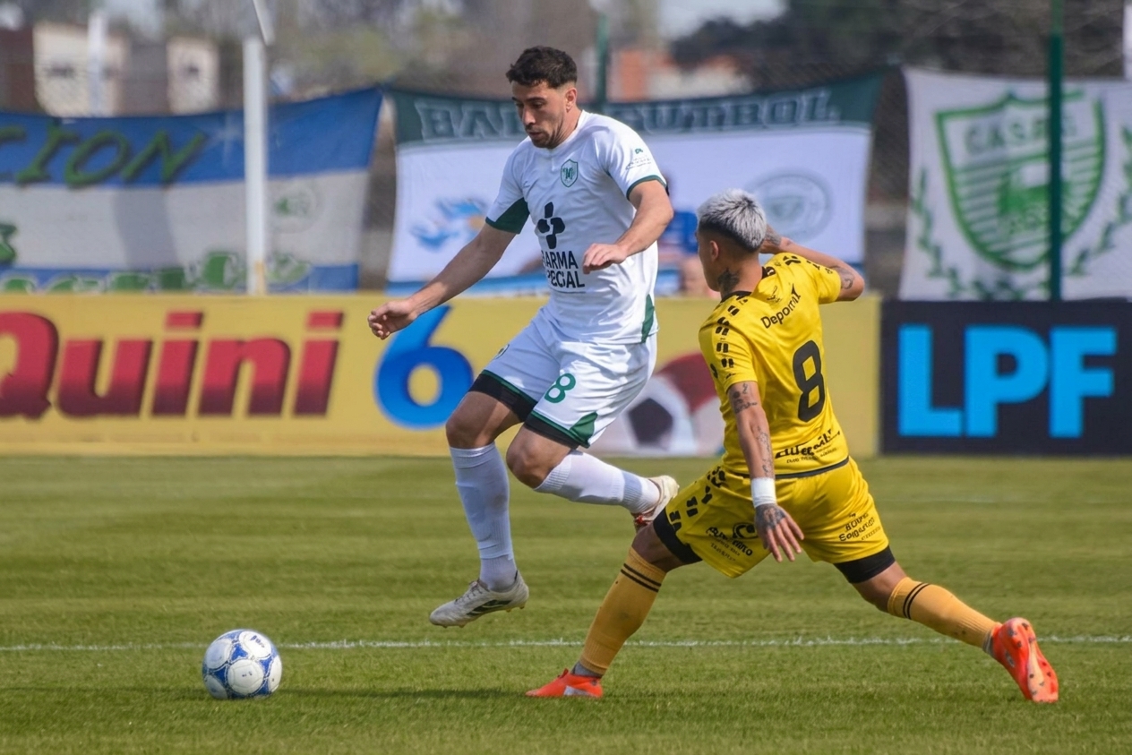 Camioneros venció 2-0 a Comunicaciones y quedó a tres puntos de la cima